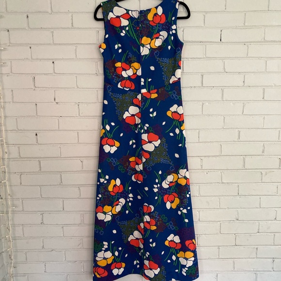 1970’s Vibrant Floral Maxi Dress - Picture 4 of 6